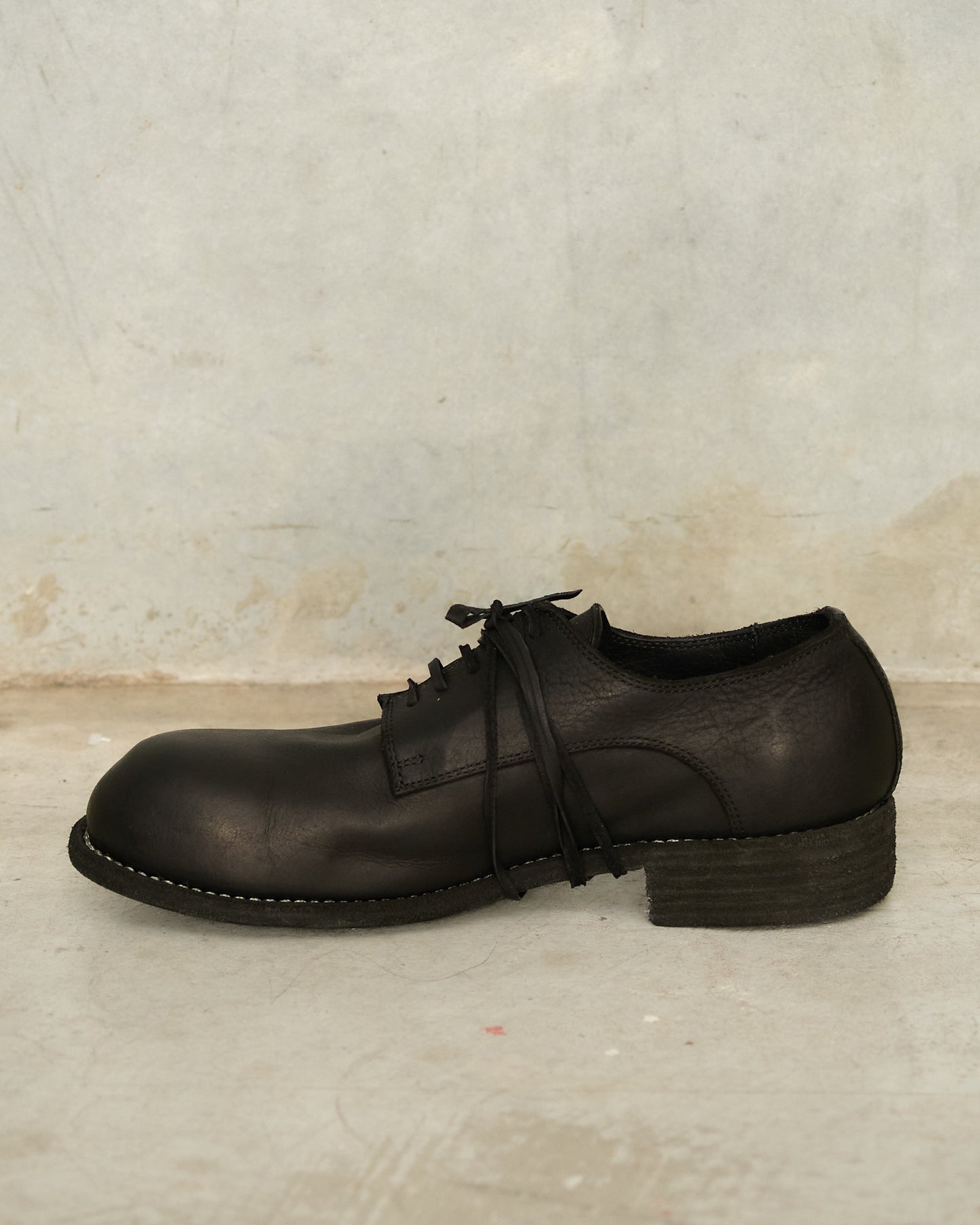 Black GR02 Leather Derby