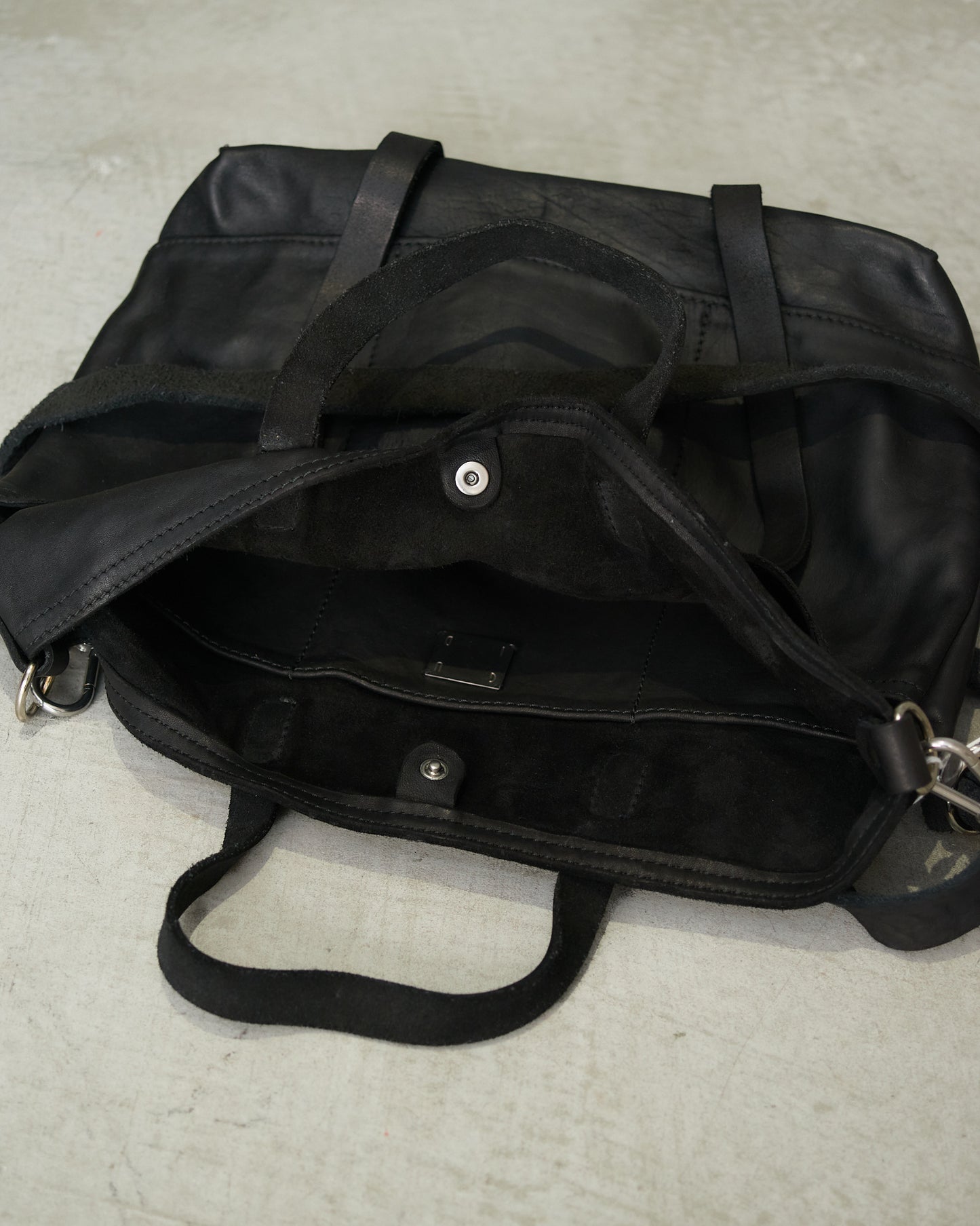 Black SH6 Small Tote Bag