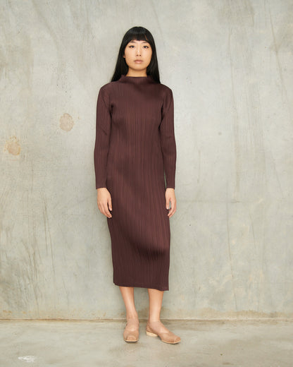 Burgundy Long Sleeve Pleat Dress