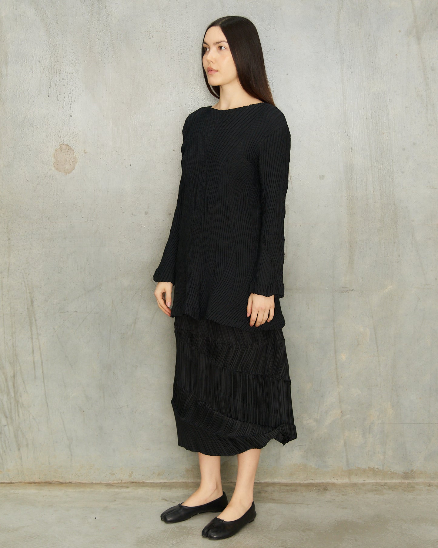 Issey Miyake Black Diagonal Pleat Skirt
