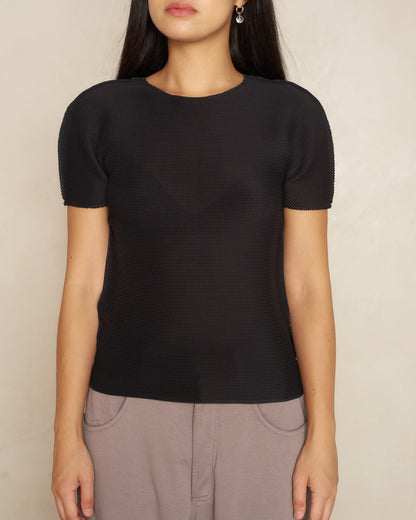 Black Micro Pleated Short Sleeve Tee