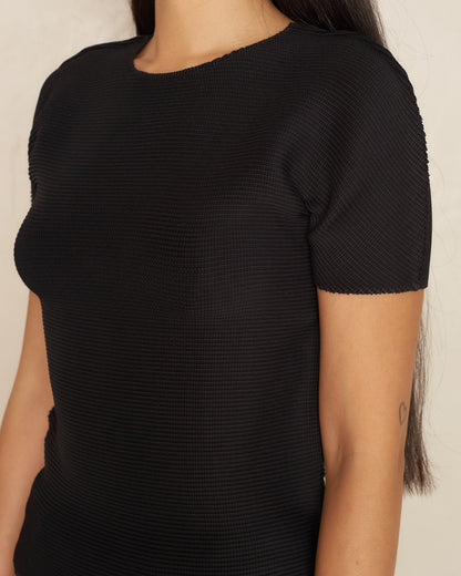 Black Micro Pleated Short Sleeve Tee
