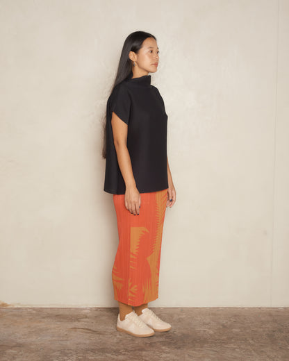 Black Square Stretch Pleat Top