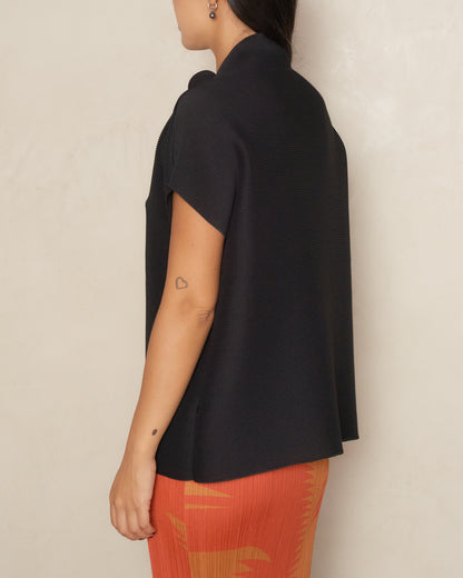 Black Square Stretch Pleat Top