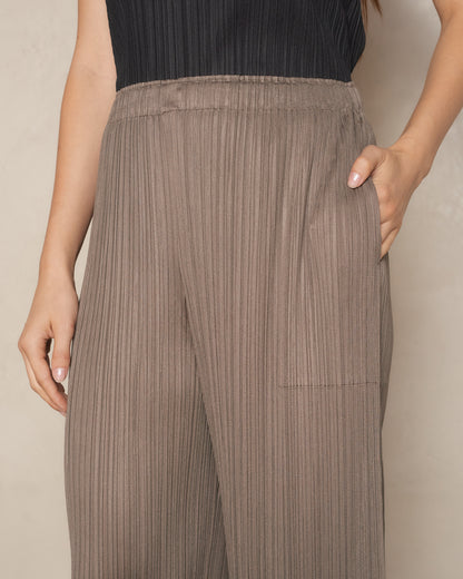 Khaki Signature Pleat Trouser
