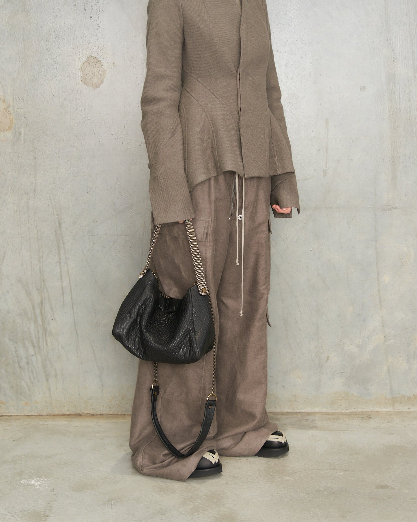 Black Leather Paula Chain Bag