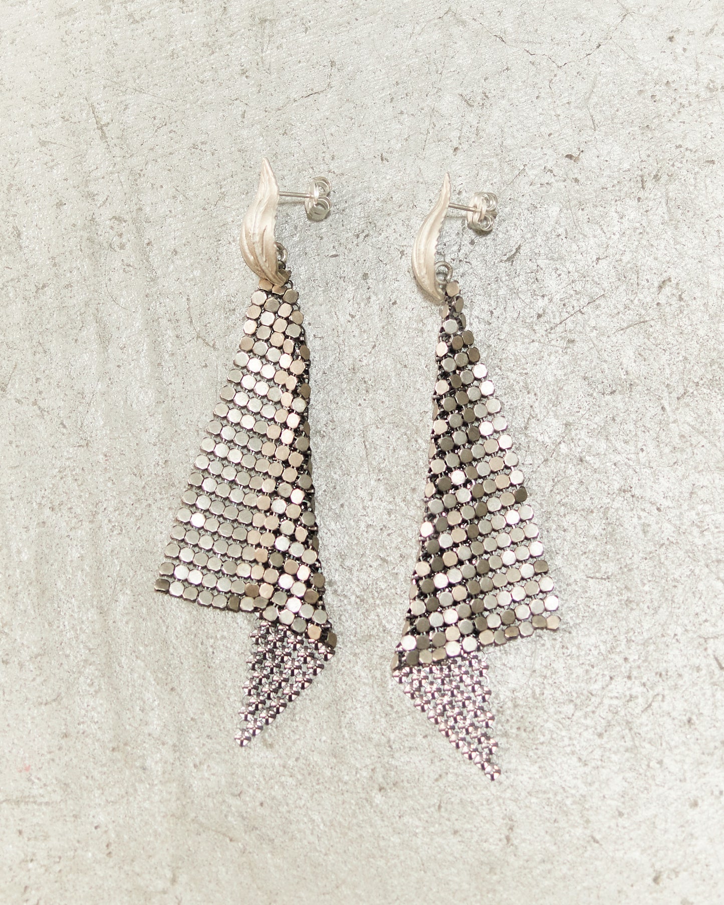 Doré Foglia Leaf Earrings