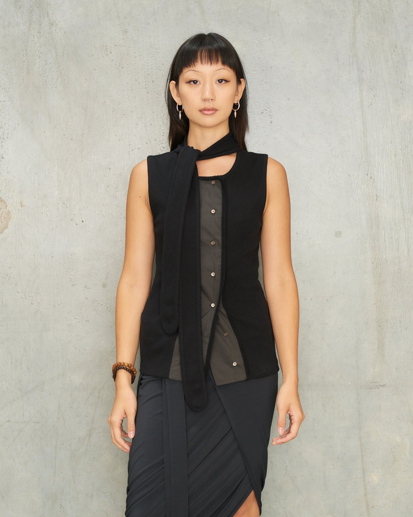 Black Asymmetric Fitted Top