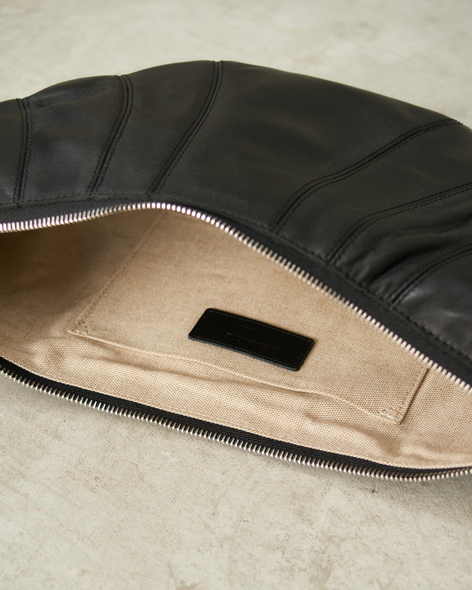 Lemaire Black Medium Croissant Bag Black BG0001 - DILETTANTE