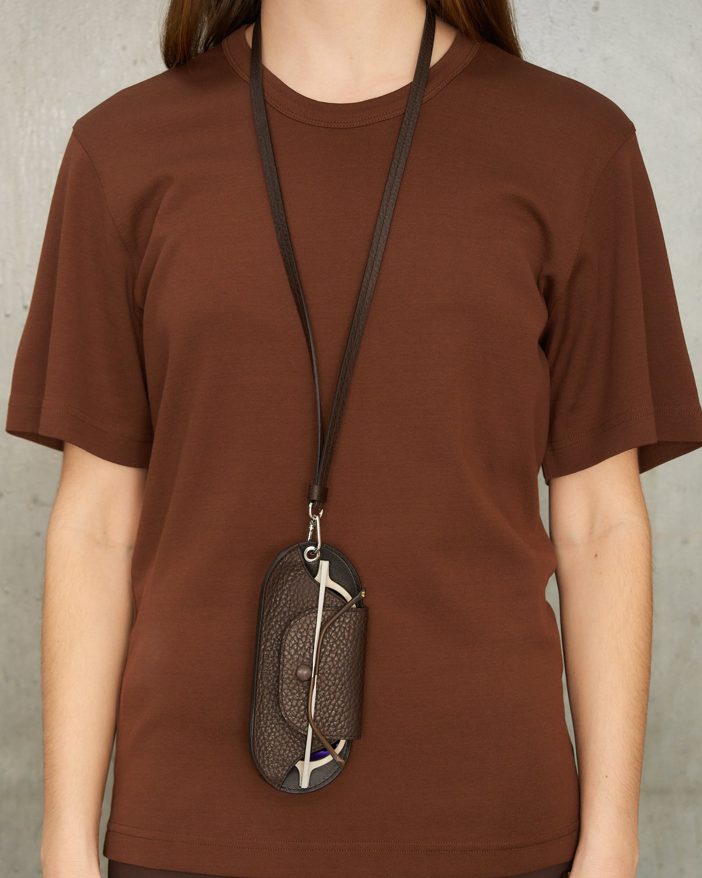 Dark Chocolate Glasses Holder