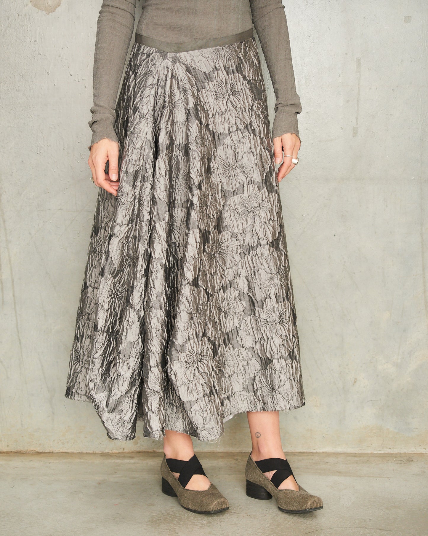 Gris Brocade Barrel Skirt