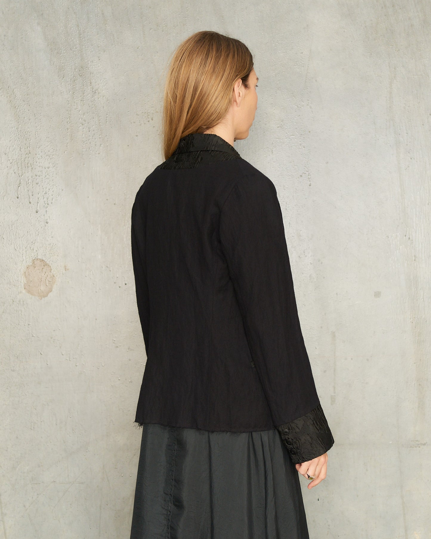 Noir Floral Cut Blazer