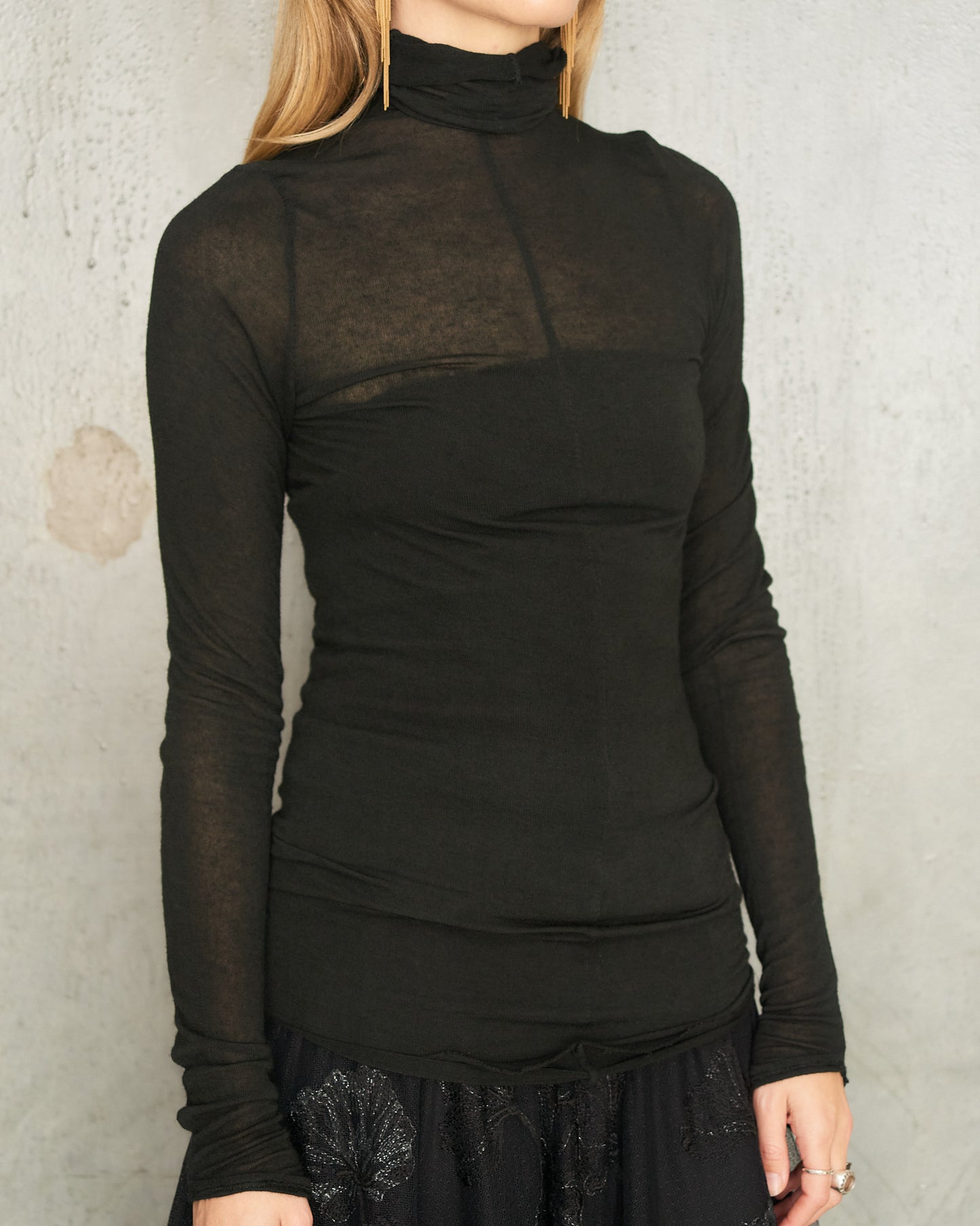 Noir High Neck Long Sleeve Top