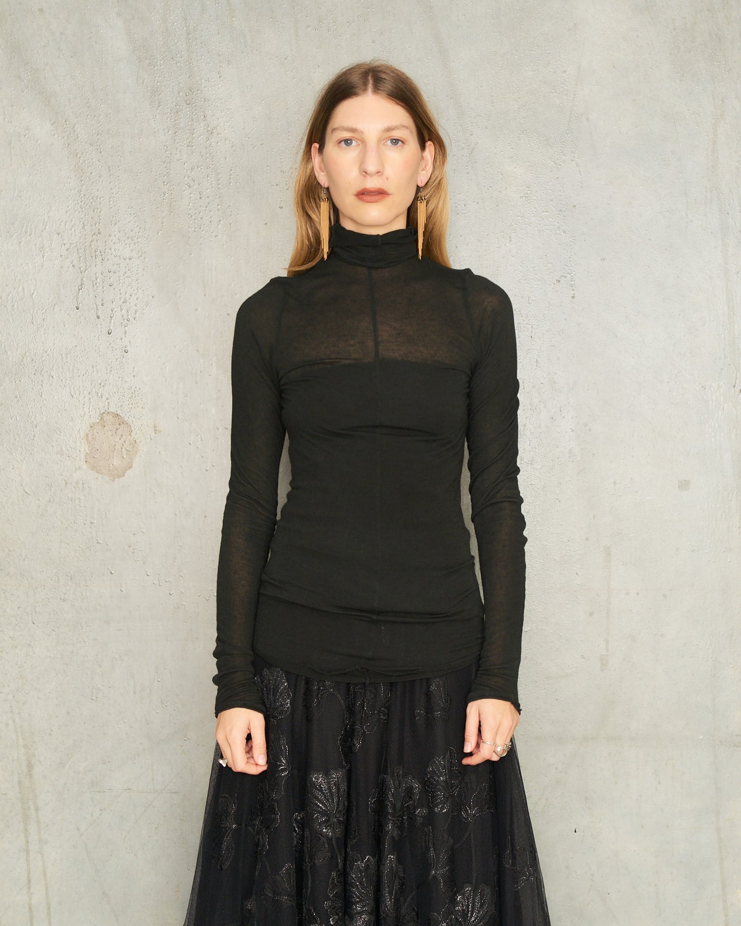 Noir High Neck Long Sleeve Top