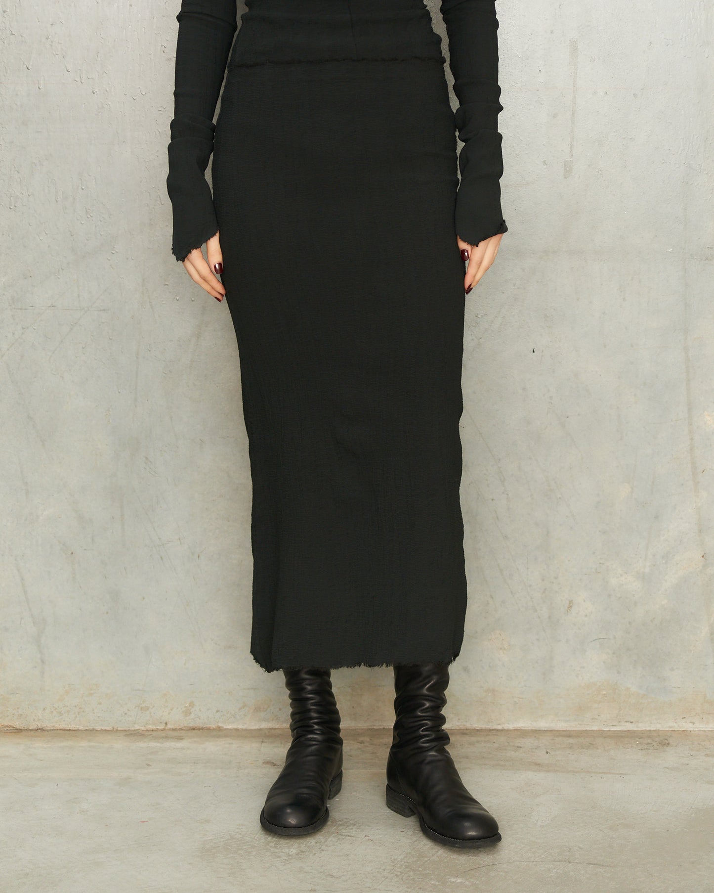 Noir Long Stretch Skirt
