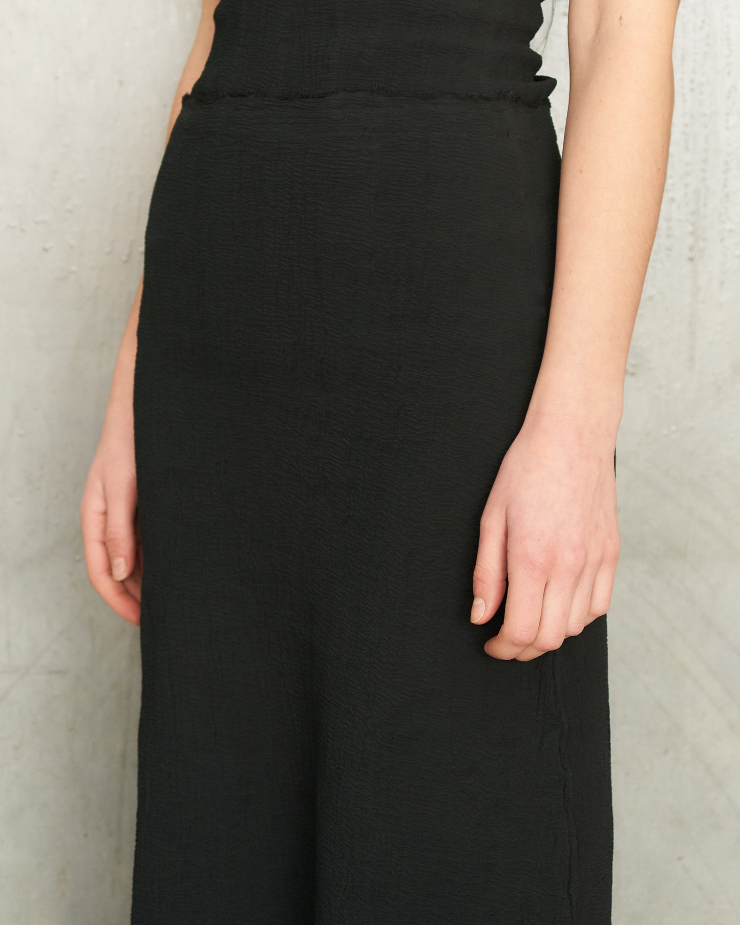 Noir Stretch Skirt