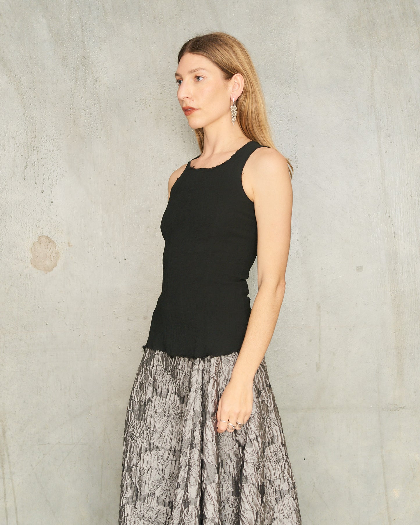 Noir Stretch Tank Top