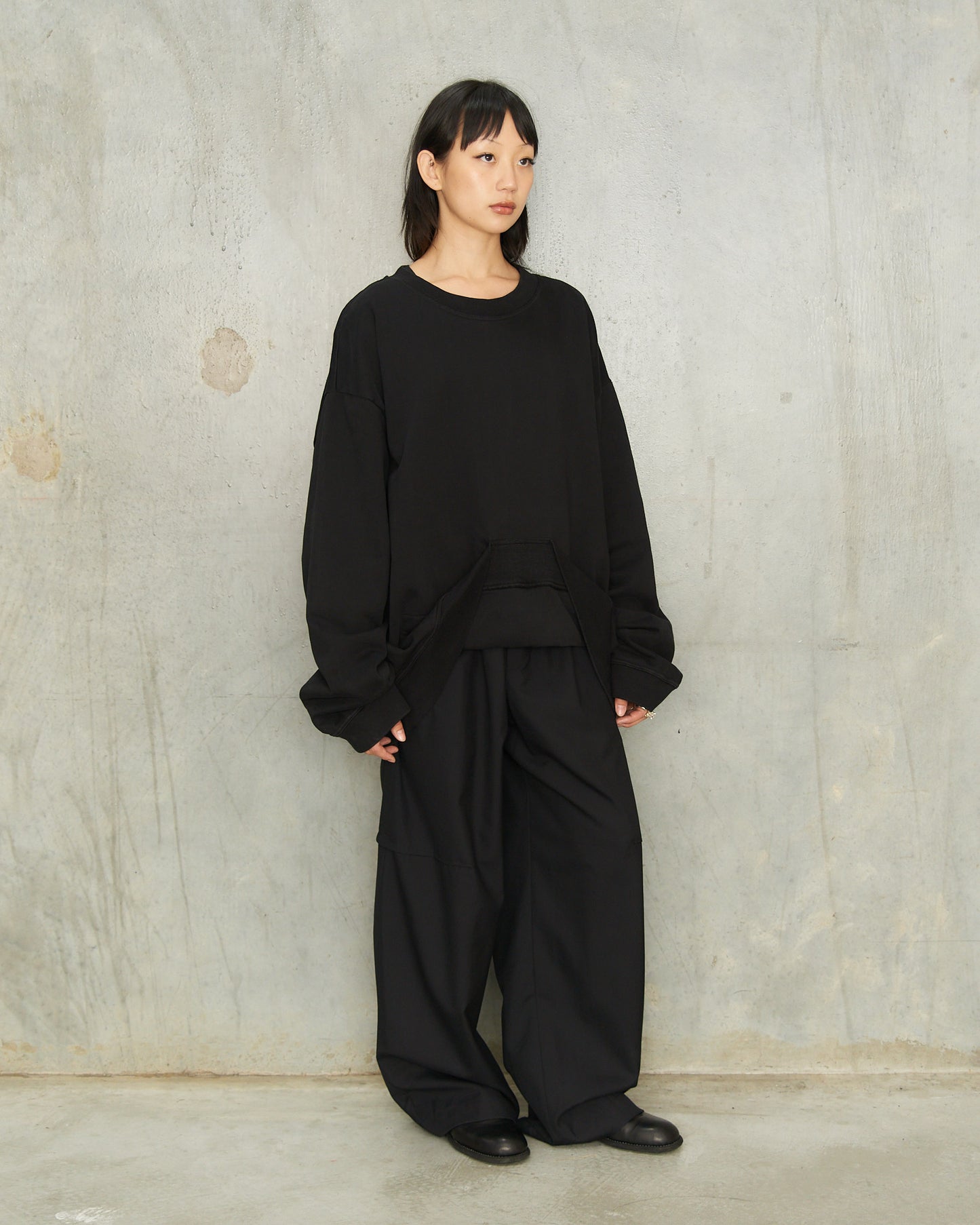 Black Sweet Kangu Sweater