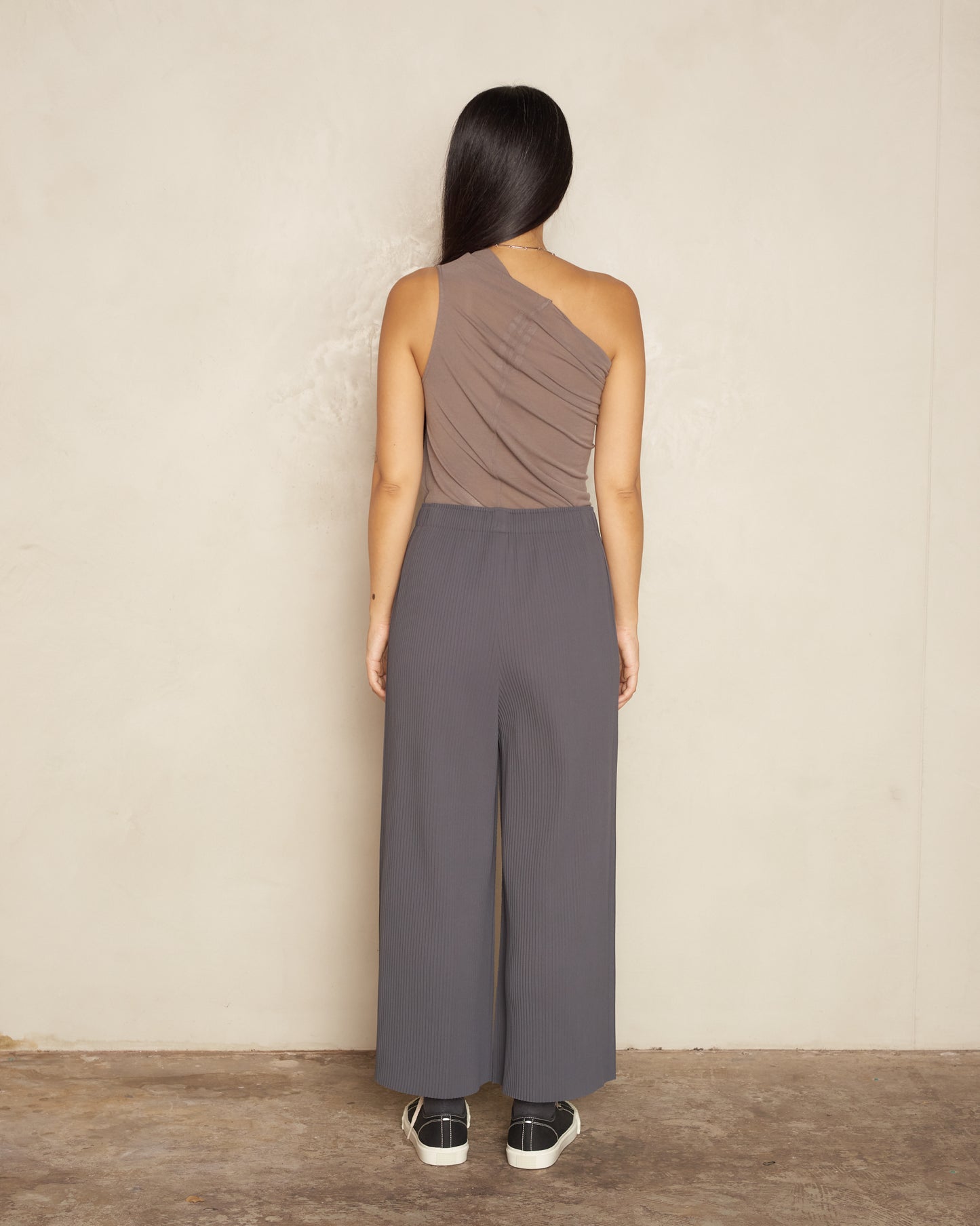 Charcoal Classic Fine Knit Pleat Trouser