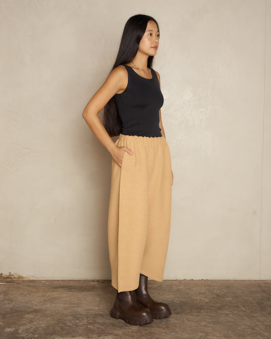 Light Camel Fuwa Fuwa Mesh Pleat Trouser