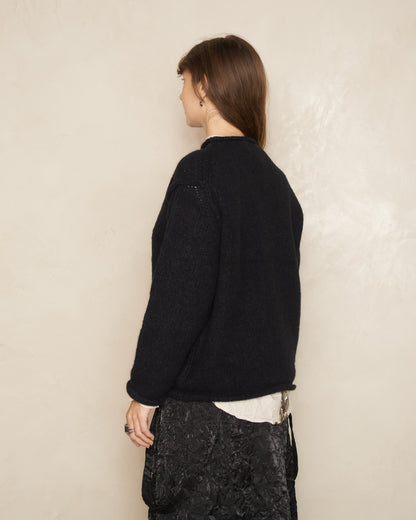 Black Baby Alpaca Knit Pullover