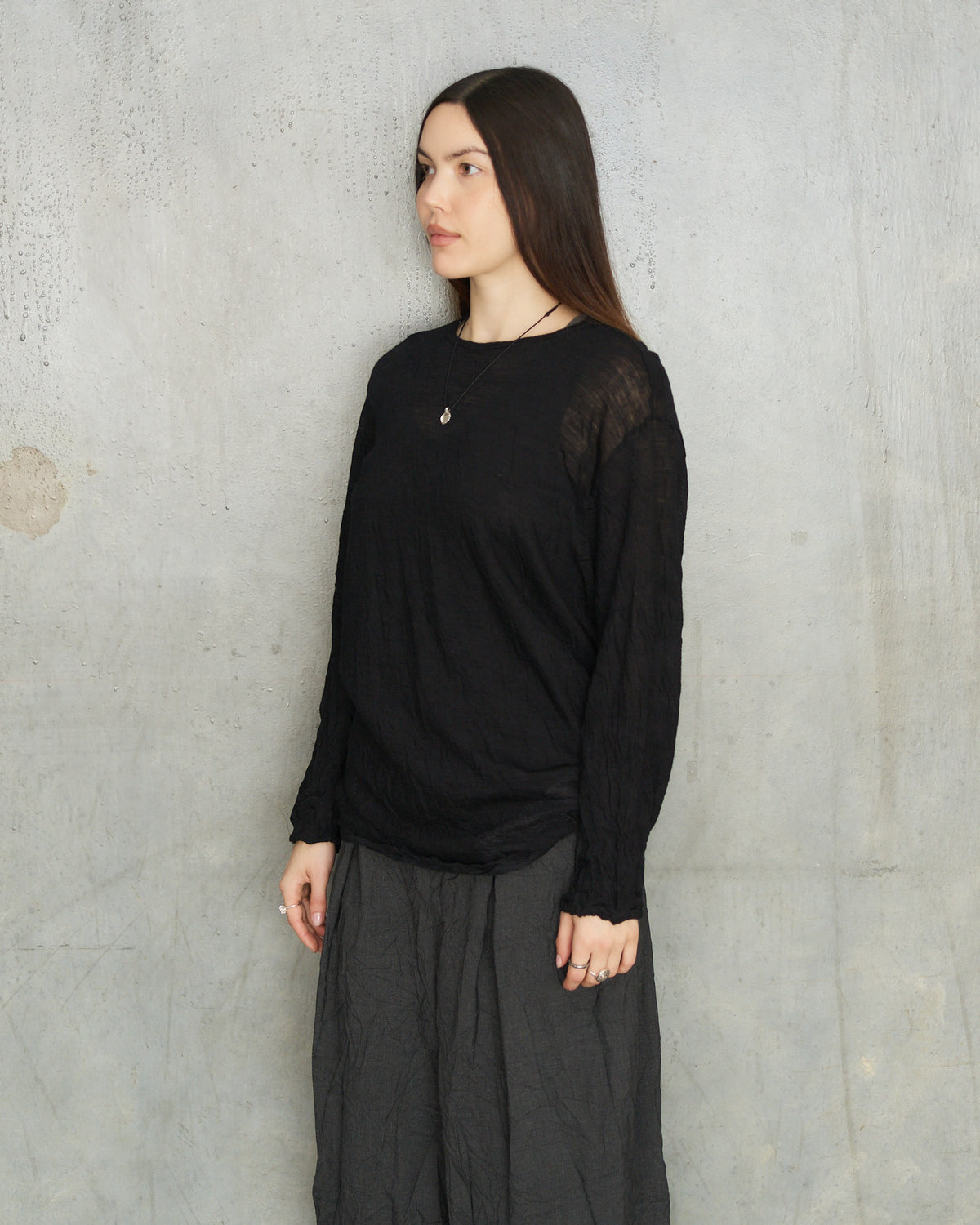 Black Crinkle Wool Pullover