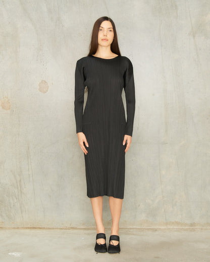 Black Long Sleeve Round Neck Dress