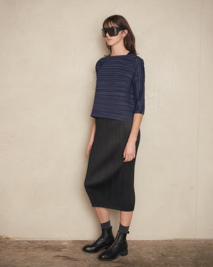 Navy Sheer Bounce Mid Sleeve Top