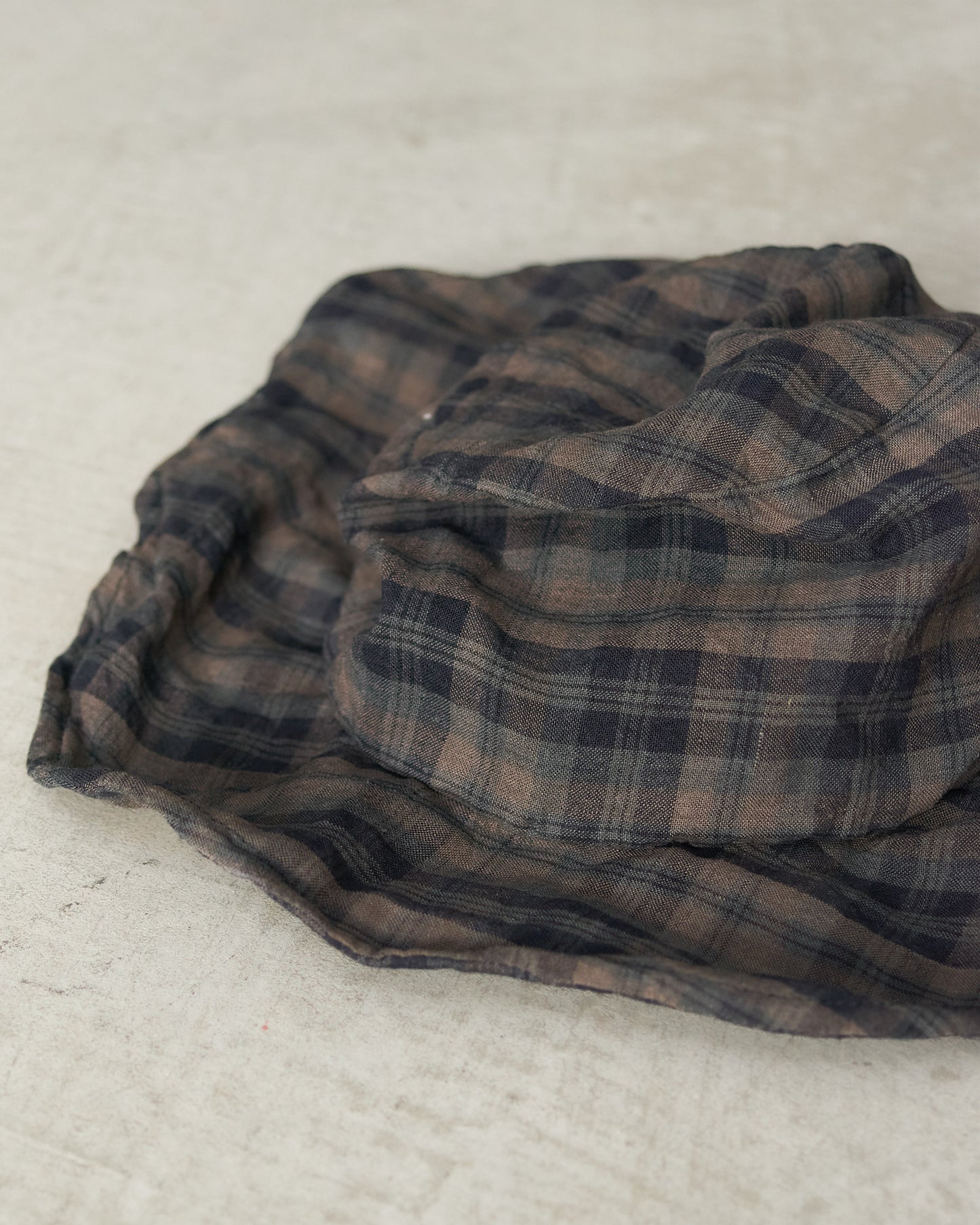 Navy Check Linen Tom Hat