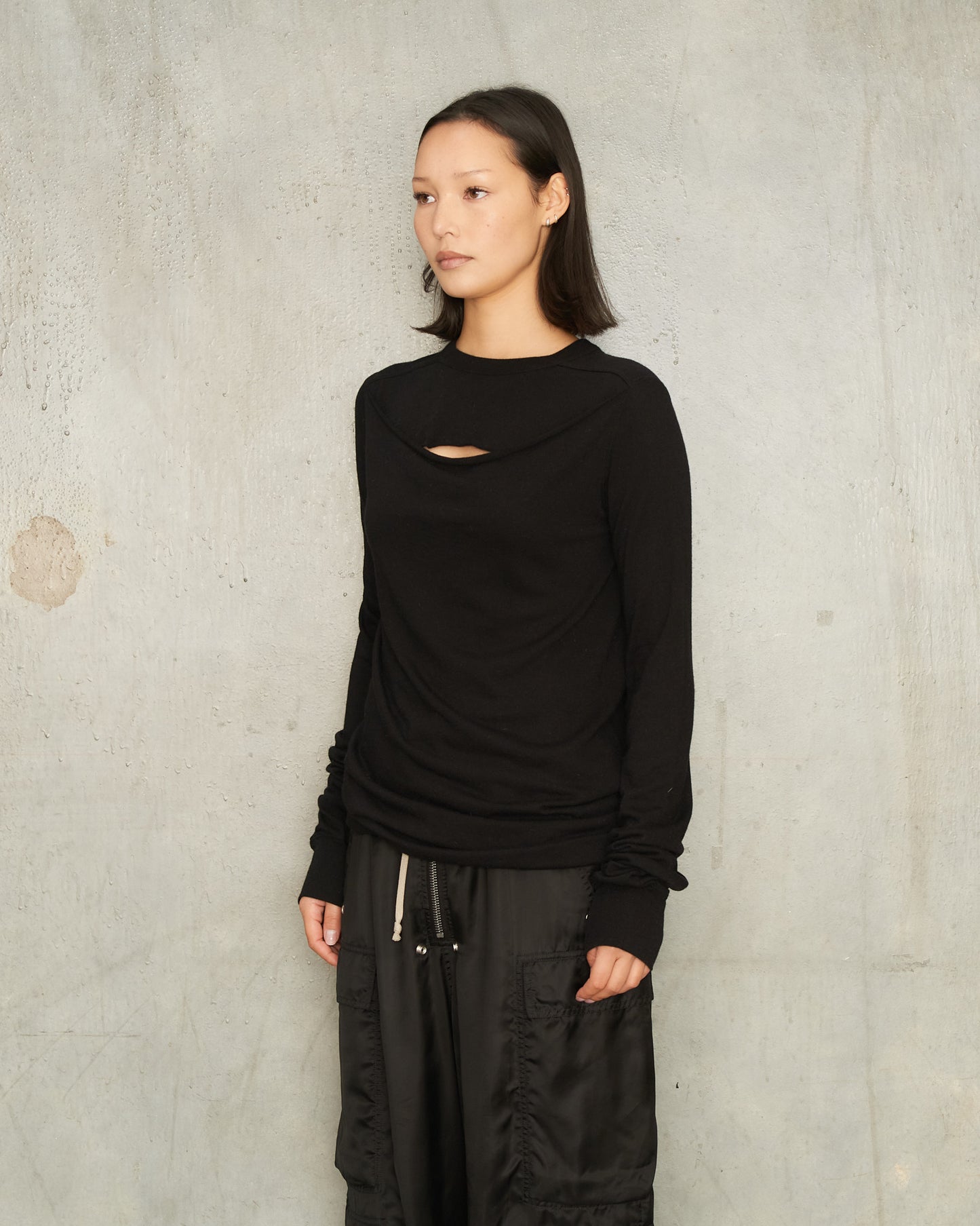 Black Slashed Level Long-Sleeve