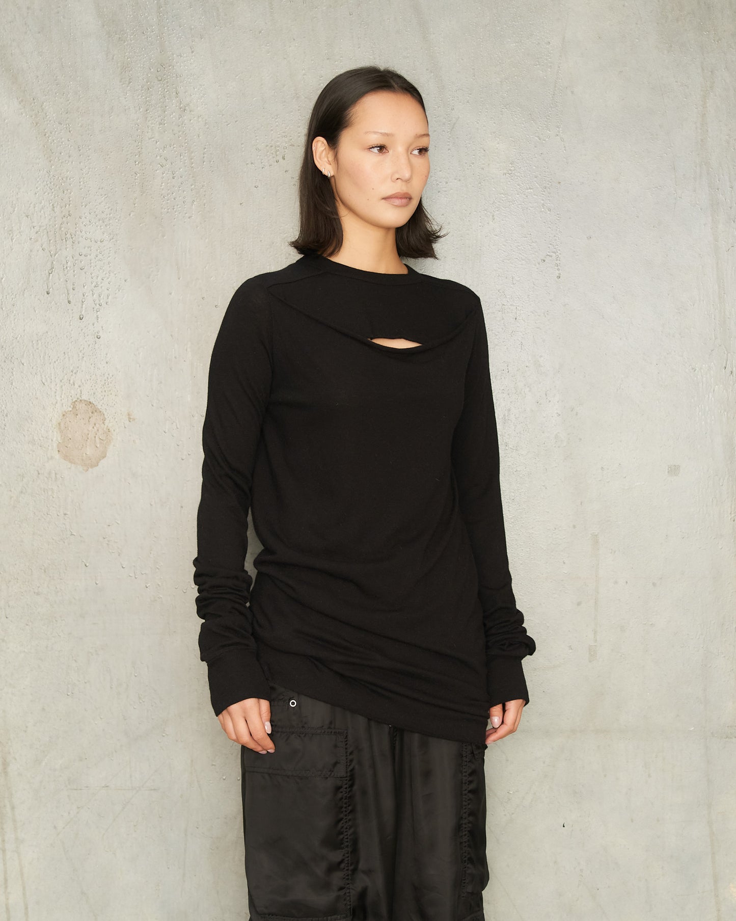 Black Slashed Level Long-Sleeve