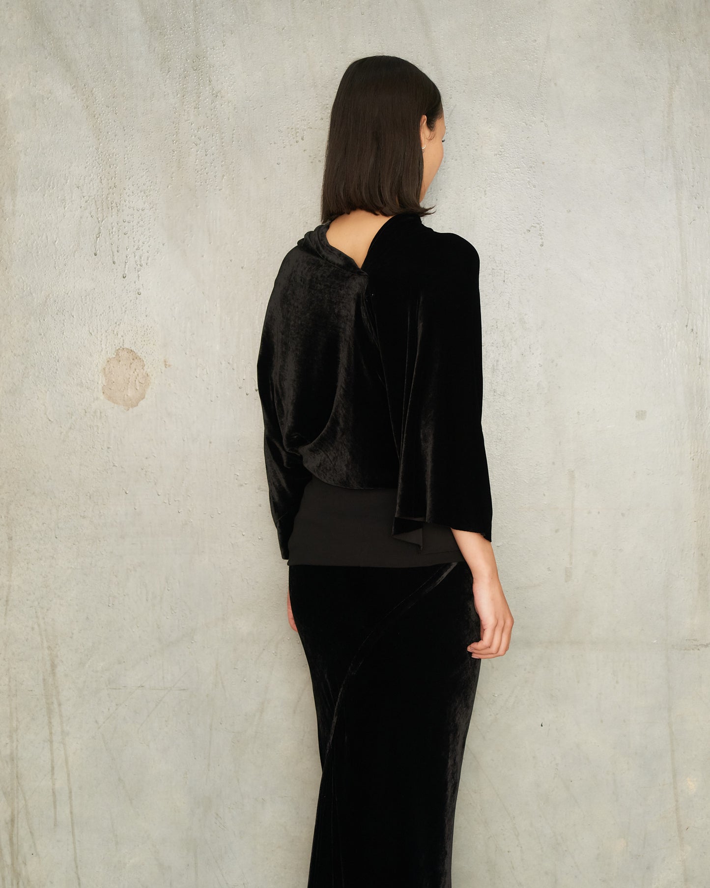 Black Velvet Cylinder Top