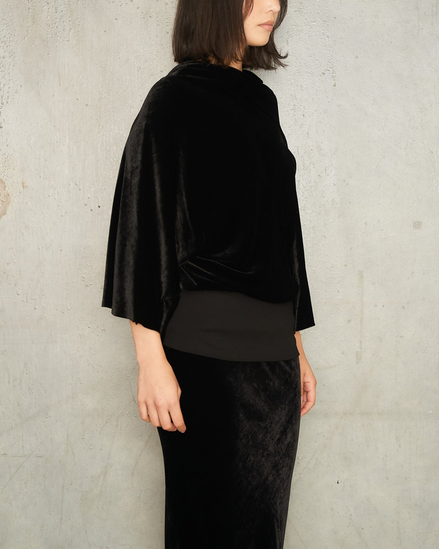 Black Velvet Cylinder Top