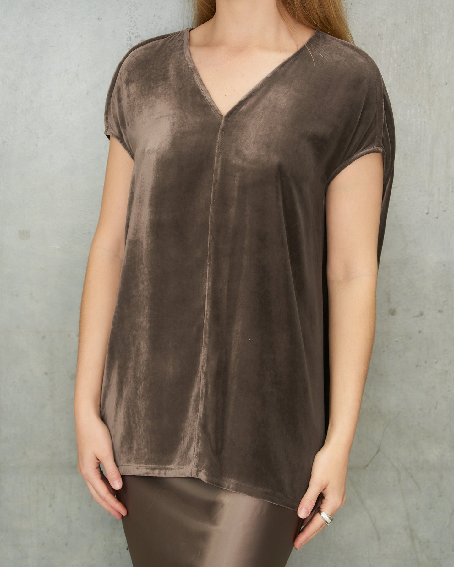 Dark Dust Velvet Floating Top