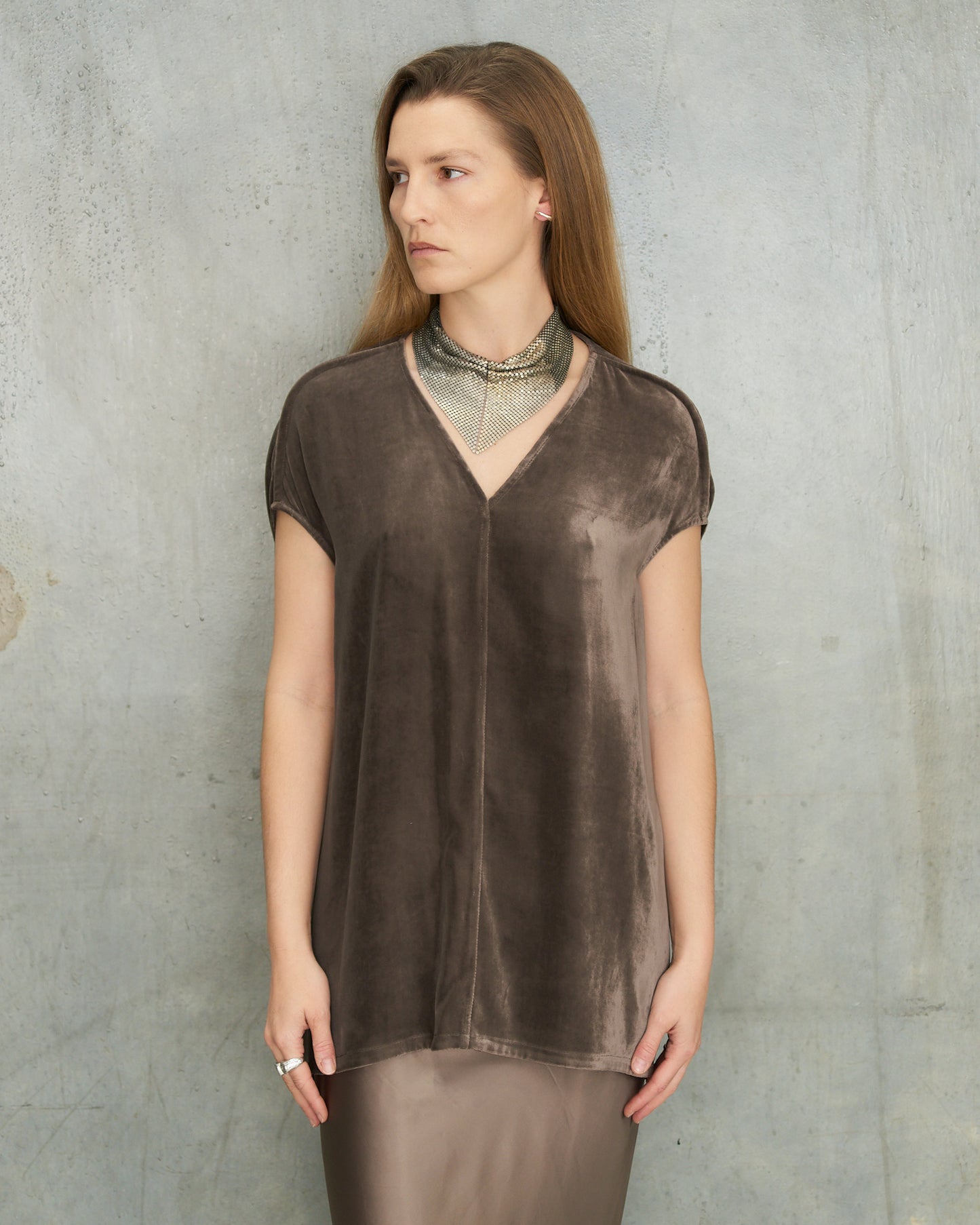 Dark Dust Velvet Floating Top