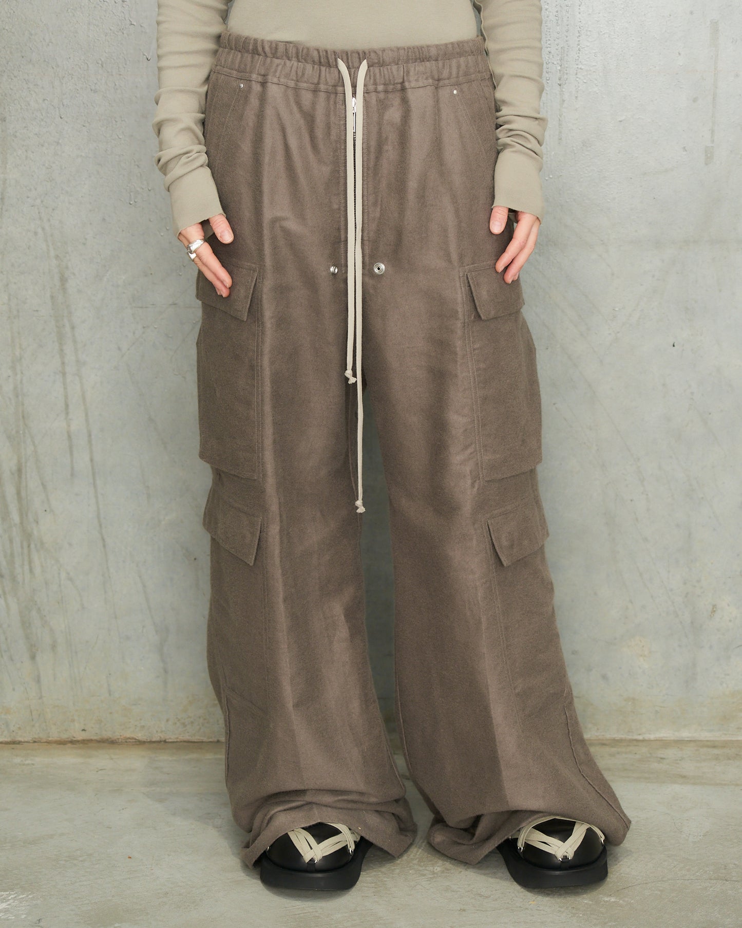 Dust Woven Cargo Belas Pants