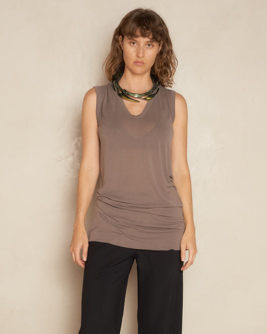 Dust V-Neck Slit Tank