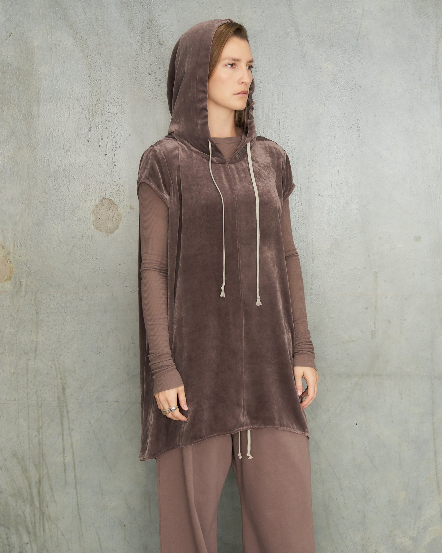 Grape Velvet Sleeveless Hoodie