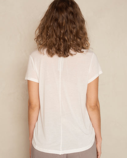 Milk Cropped Level Tee