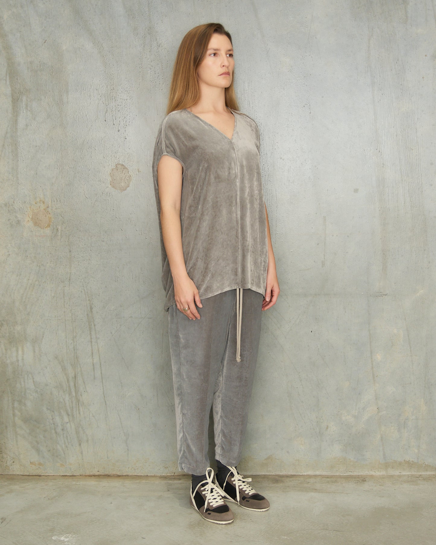 Steel Velvet Floating Top