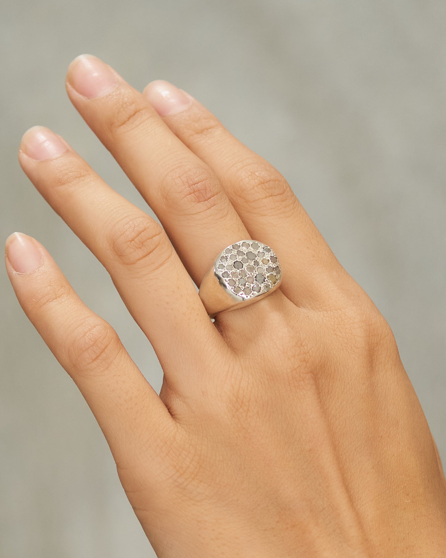 Aynur Icy Grey Diamonds Ring