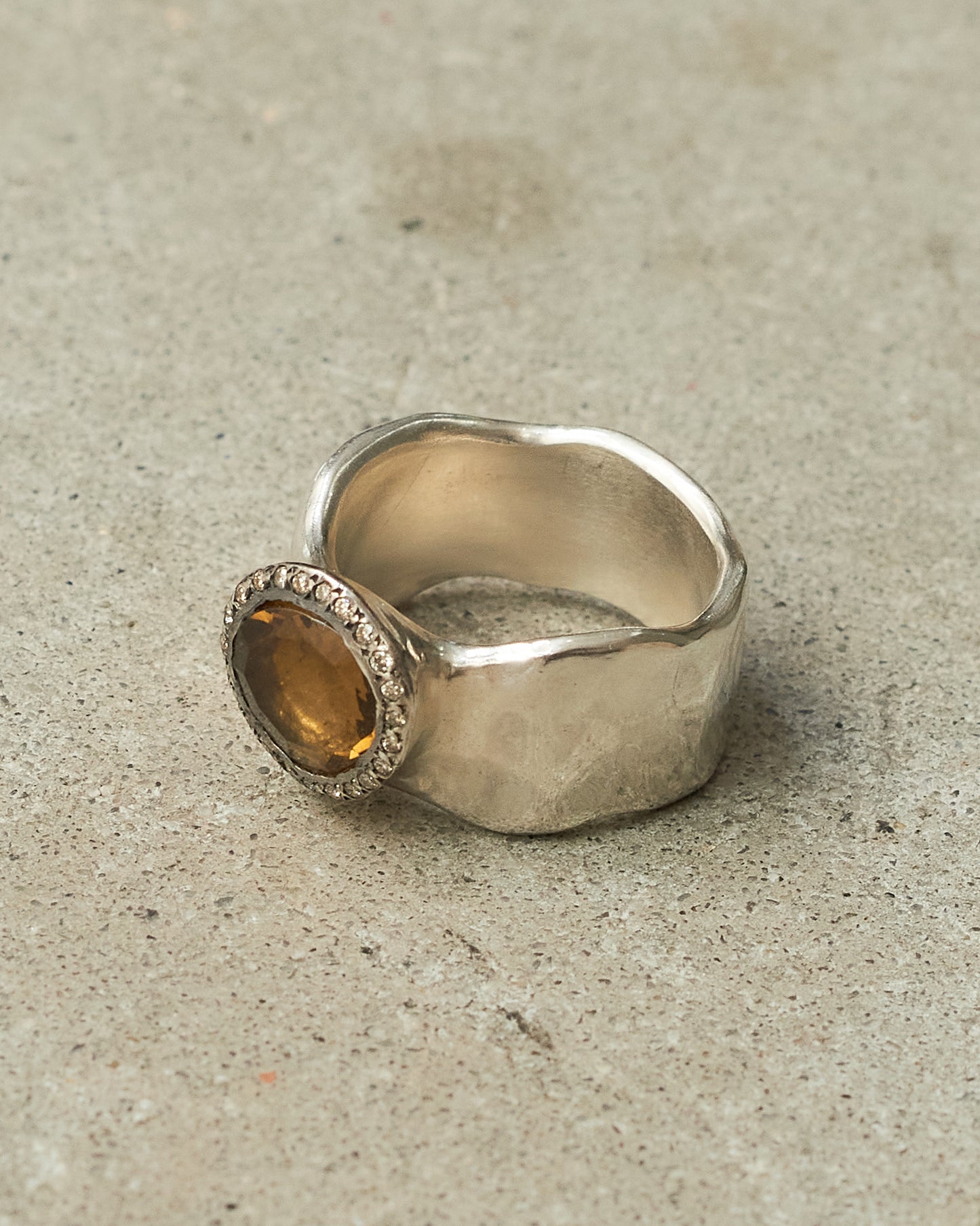 Addison Honey Quartz Ring