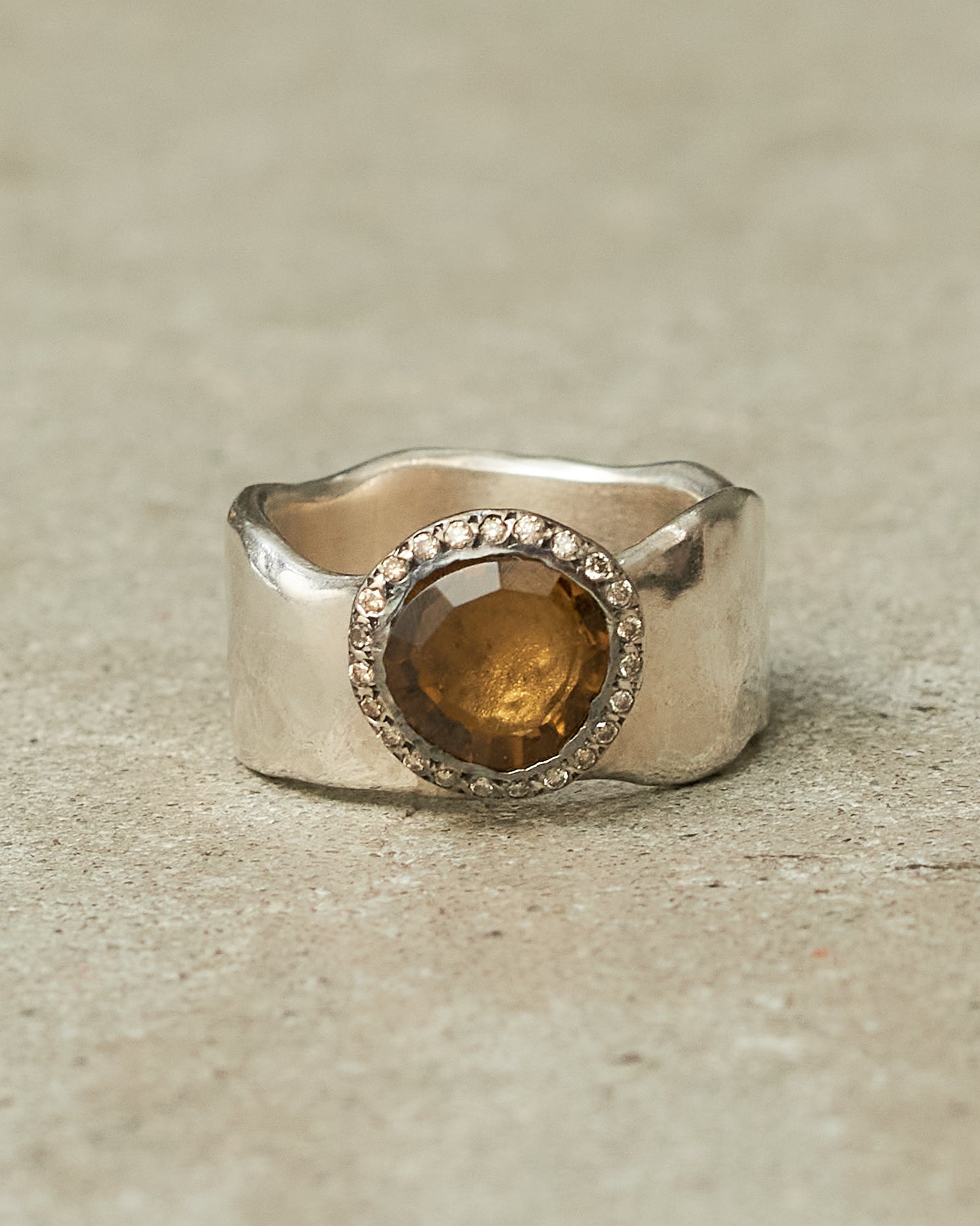 Addison Honey Quartz Ring