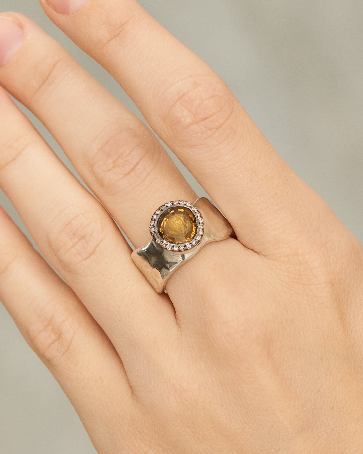 Addison Honey Quartz Ring