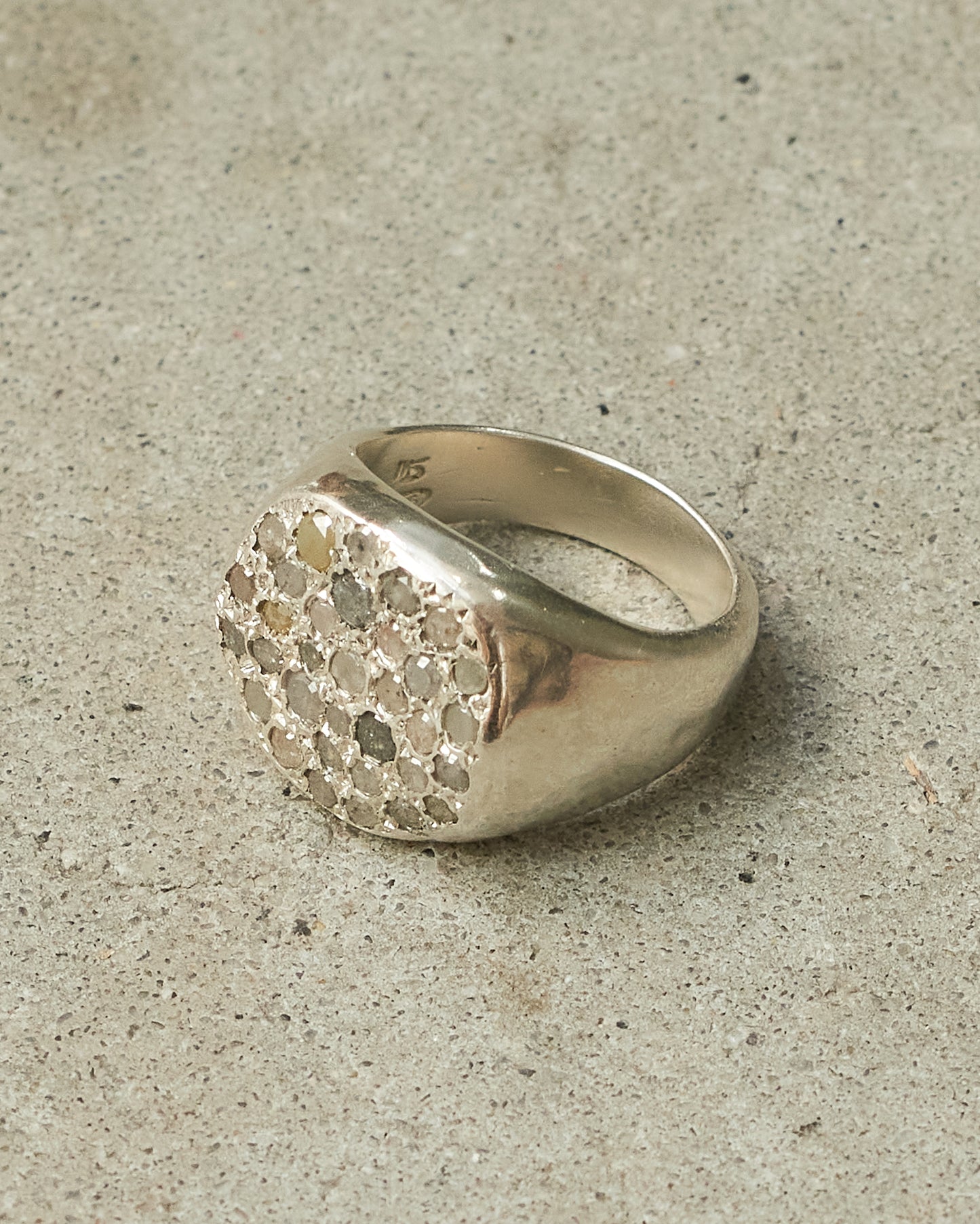 Aynur Icy Grey Diamonds Ring