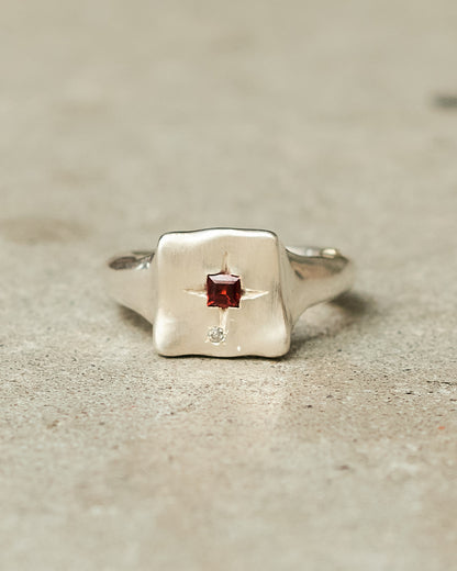 Leslie Garnet Diamond Ring