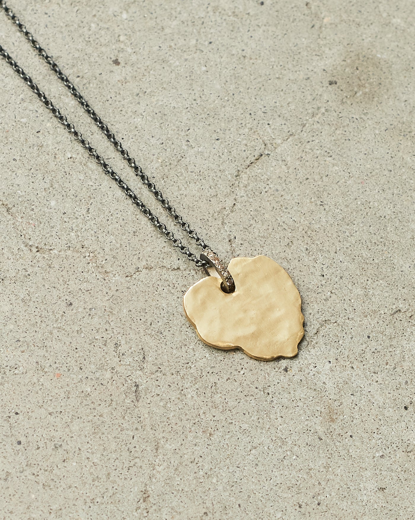 Pe Nabiz Copper Cognac Necklace