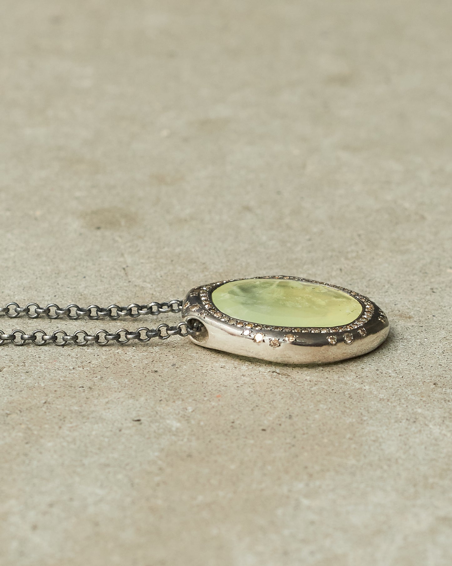 Pe Olympe Prehnite Cognac Necklace