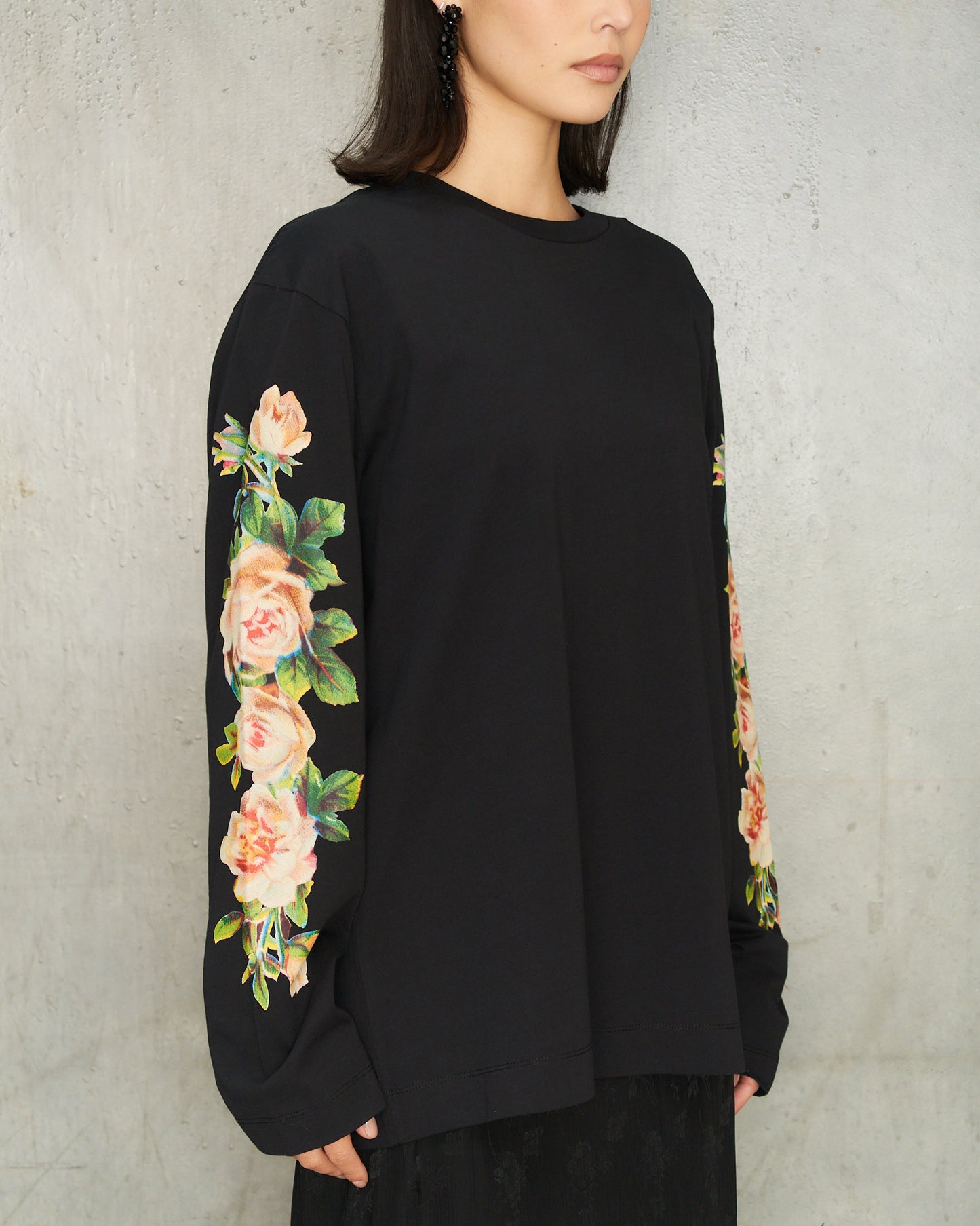 Black Rose Long Sleeve T-Shirt