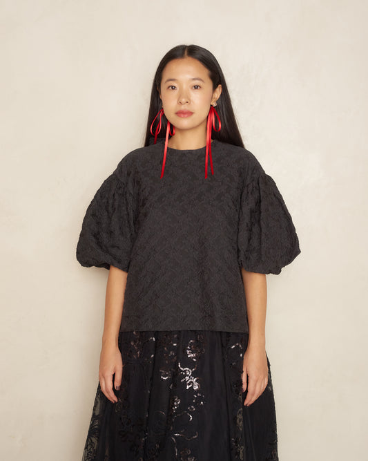 Black Signature Sleeve Blouse